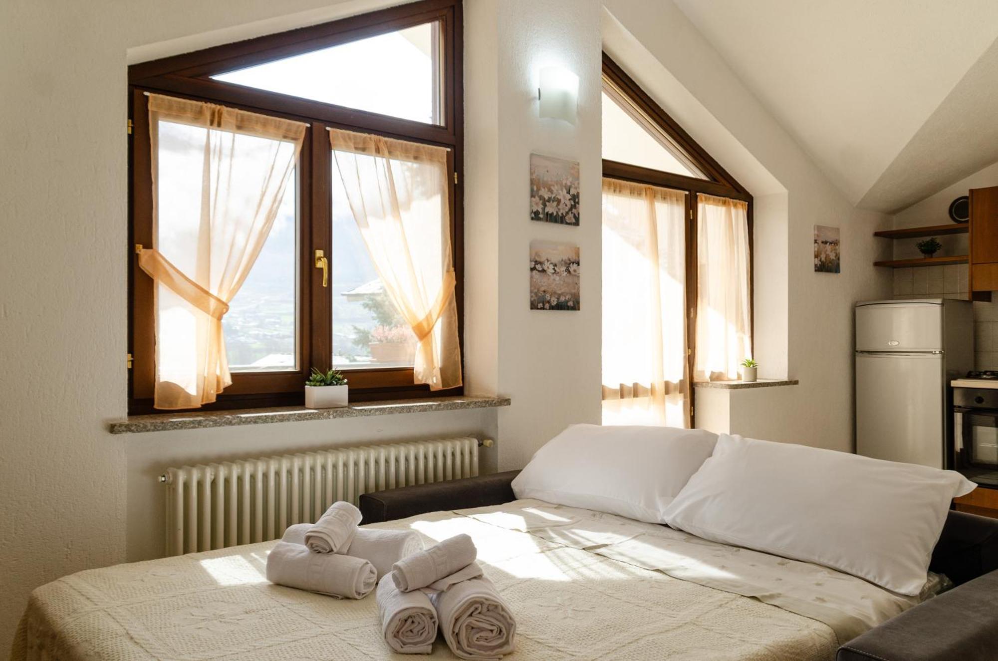 Sarre Skyline Apartment - Relax In Valle D'Aosta Exteriör bild
